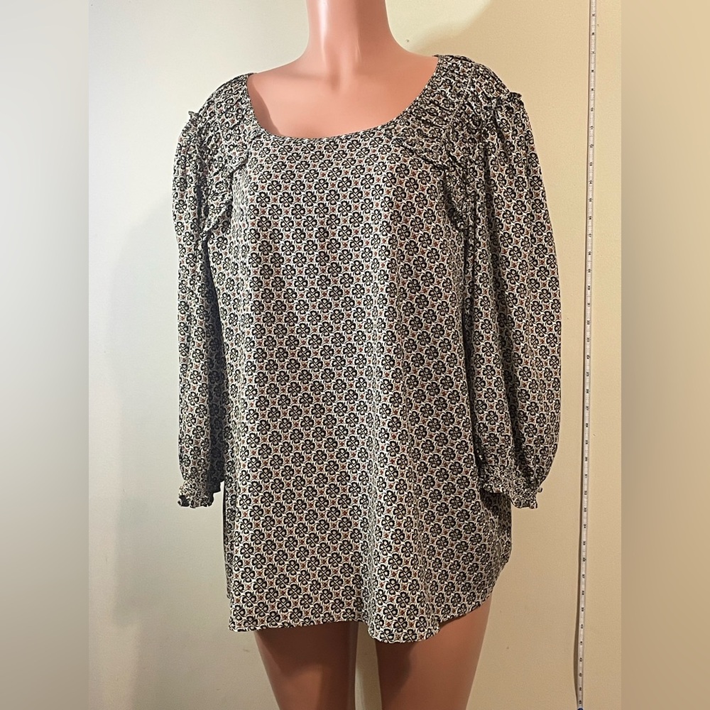 Max Studio 3X Blouse Women’s‎ plus 3X top earth tone design button at back neck